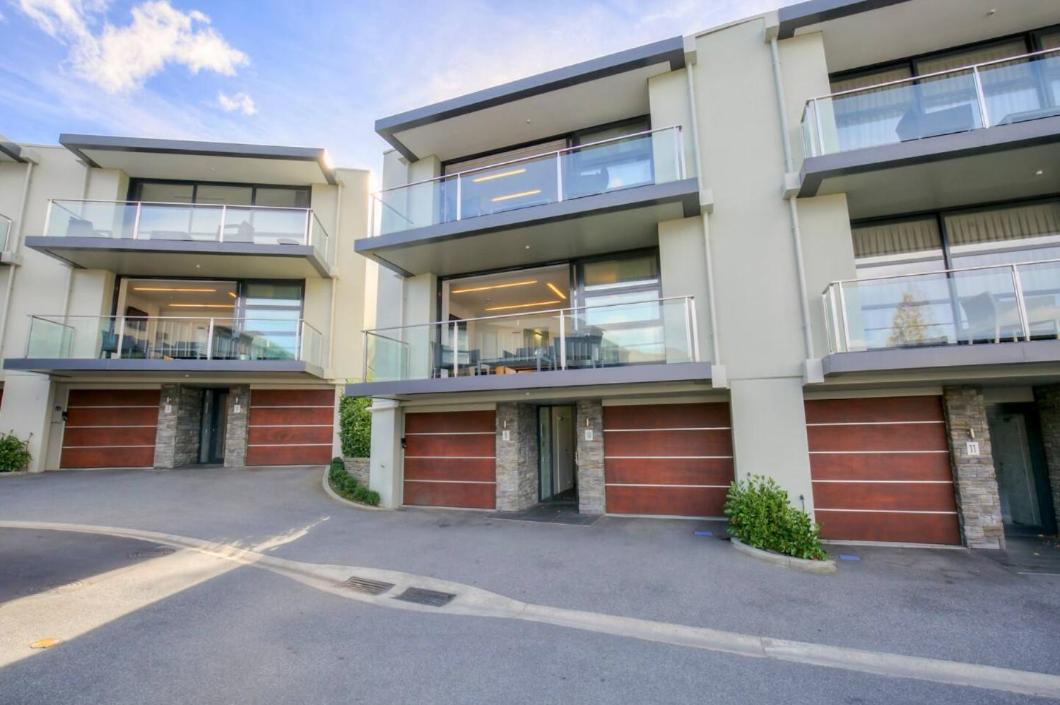 Panorama Terrace Apartments - Element Escapes Queenstown Buitenkant foto